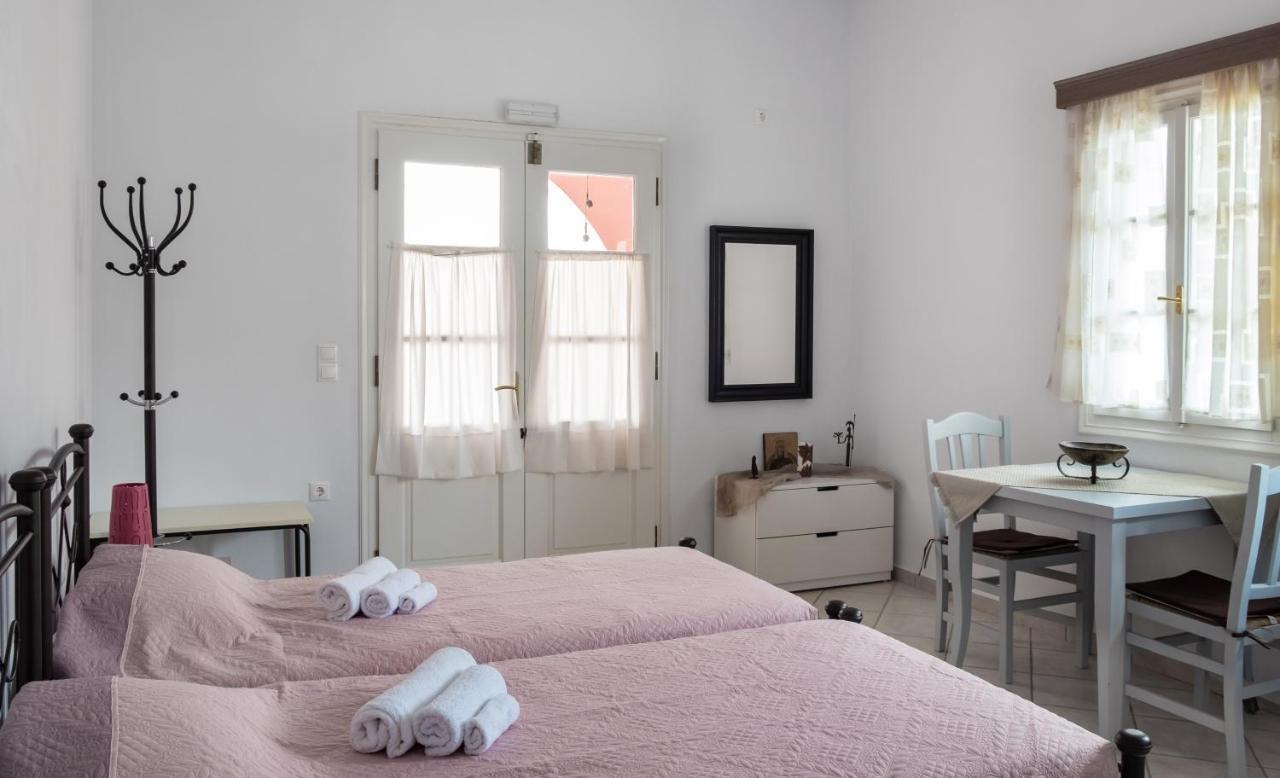 Cozy & Peaceful Apartment In Chalki Khalkíon Exteriör bild